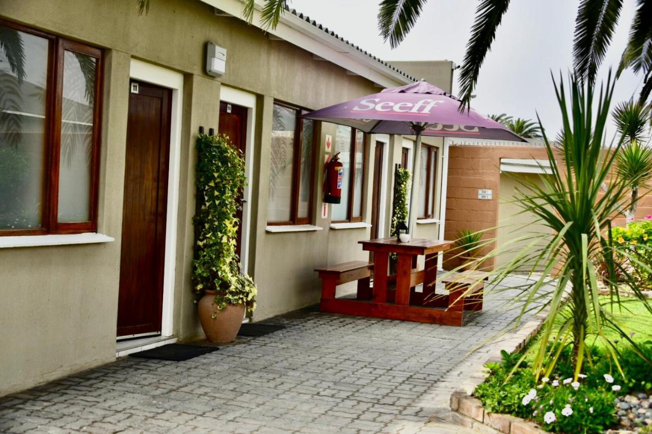 The Mole Guesthouse ซวาคอปมุนด์ ภายนอก รูปภาพ